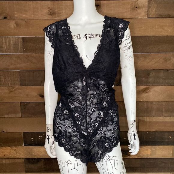 Lace Teddy With Cap Sleeve, High Leg & Removable Pads Sz 4X Black - Picture 1 of 7